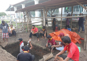 Persiapan penguburan seekor Kebo Kyai Slamet Solo