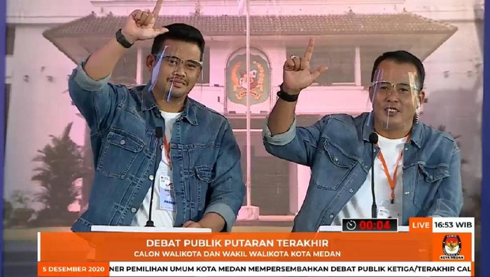 Bobby Nasution-Aulia Rachman di debat Pilkada Medan.