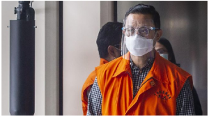 Mantan Menteri Sosial Juliari Peter Batubara tiba untuk menjalani pemeriksaan perdana di gedung KPK, Jakarta, Rabu (23/12/2020). Mantan Menteri Sosial Juliari Peter Batubara tiba untuk menjalani pemeriksaan perdana di gedung KPK, Jakarta, Rabu (23/12/2020).