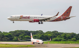 Ilustrasi pesawat dari maskapai penerbangan Batik Air landing di Bandara Soekarno-Hatta, (1/3/2020).
