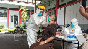 Swab test di Lapas Sukamiskin Swab test di Lapas Sukamiskin