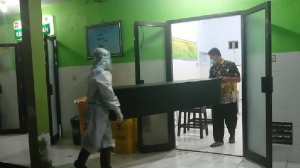 Jenazah korban di RS Bhayangkara Kediri Jenazah korban di RS Bhayangkara Kediri