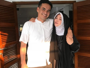 Teddy Syah dan Rina Gunawan.