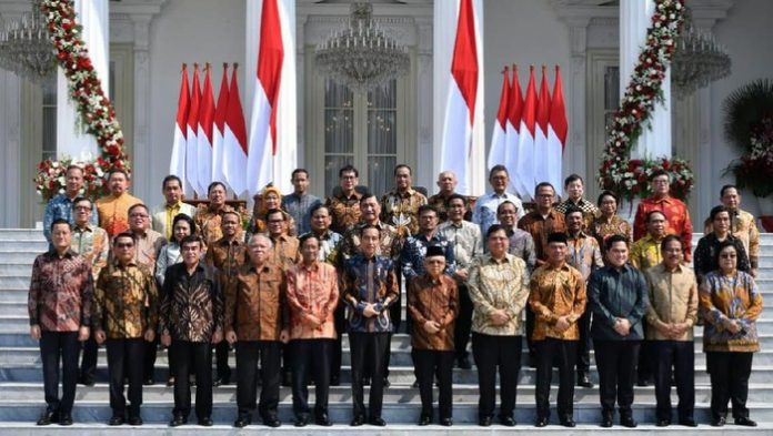 Isu Reshuffle Menguat, Siapa Terdepak Dari Kabinet? - TOENTAS