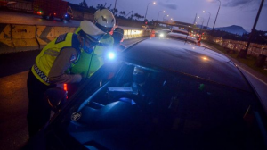 Polisi halau pemudik