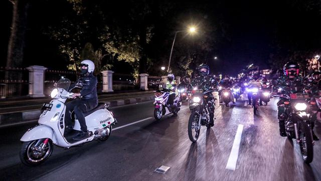 Wali Kota Bogor bima Arya Sugiarto patroli keramaian saat malam pergantian tahun 2020.