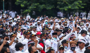 Ilustrasi. Massa Asosiasi Pemerintahan Desa Seluruh Indonesia (Apdesi) saat berkumpul di Jakarta beberapa waktu lalu.