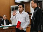 Richard Eliezer menjalani sidang pembacaan dakwaan di Pengadilan Negeri Jakarta Selatan, Selasa (18/10/2022).