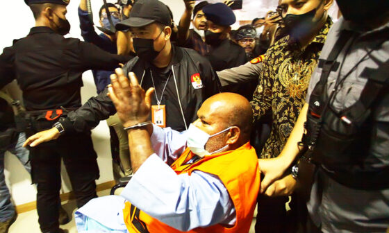 Lukas Enembe saat ditahan