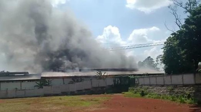 Kebakaran Gudang di Bogor