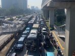 macet di jl MT Haryono
