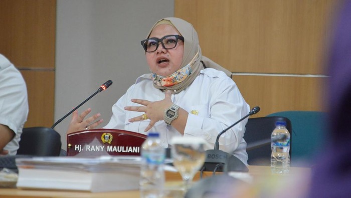 Wakil Ketua DPRD DKI Rani Mauliani