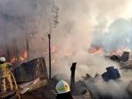 Lapak di Pejagalan Jakut Kebakaran