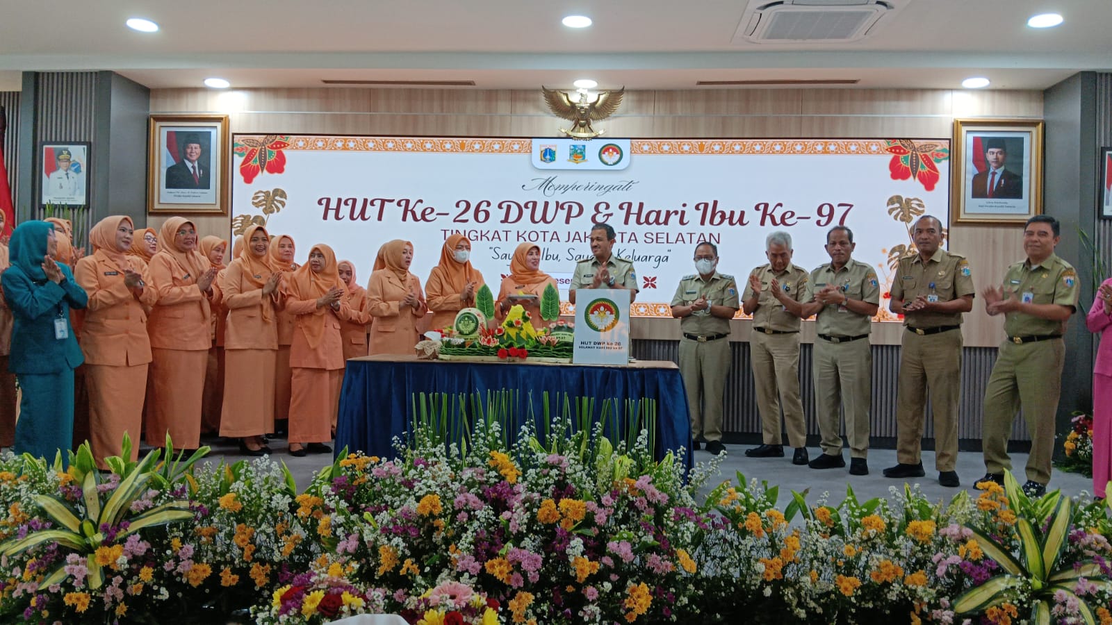 Ribuan ASN Jaksel Peringati HUT ke-26 DWP dan Hari Ibu ke-97