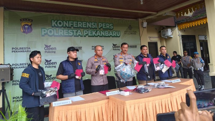 dok.istimewa