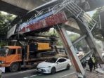 JPO Tendean yang sempat roboh JPO Tendean yang sempat roboh