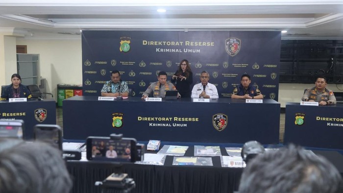 Polda Metro Jaya menggelar konferensi pers terkait tindak pidana perdagangan orang (TPPO) PMI ilegal ke Libya